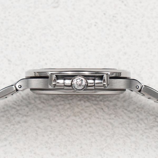 Patek Philippe Nautilus 5800/1A-001